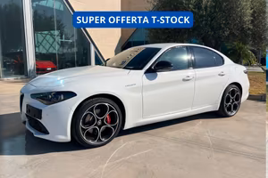 Alfa Romeo Giulia 2.2 Turbodiesel 210 CV AT8 AWD Q
