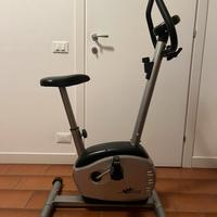 Cyclette BODY LINE  mai usata