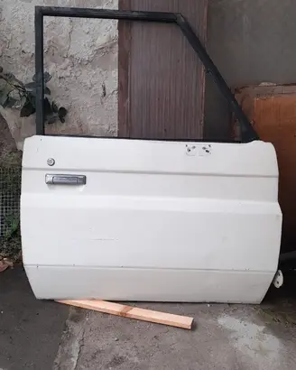 Porta anteriore dx Toyota Land Cruiser BJ 73 '89