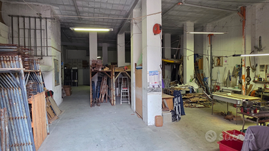 Deposito Jesi zona via Roma centrale