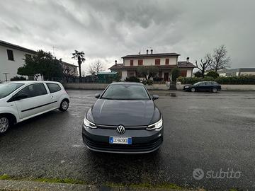 Volkswagen golf 8 2020 53.000km