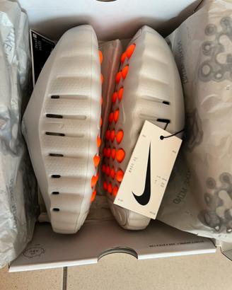NIKE MIND 001