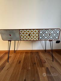 Mobiletto vintage