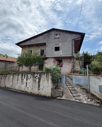 VILLA SINGOLA A ROIATE