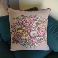 CUSCINO a mezzo punto