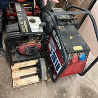 Generatore di corrente 220 e 380 uno come ricambi