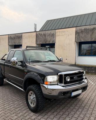 FORD F-250 5.4i V8 4X4 GPL 6Posti Autocarro