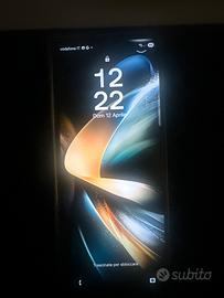 Samsung Galaxy Z Fold4 256GB – Perfette condizioni