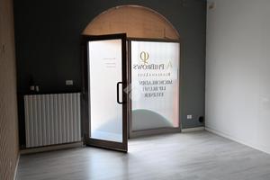 NEGOZIO A CESENA