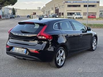 Volvo V40 1.6 diesel 2013