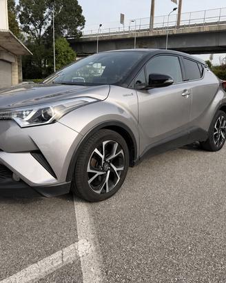 Toyota C-HR 1.8 Hybrid Style 122 CV automatica