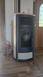 Stufa a pellet idro Hydro 22T + aspiracenere