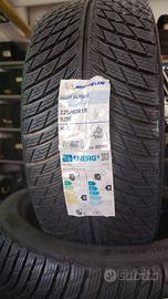 8 pneumatici Michelin Pilot Alpin 5 225/40R18 92W 