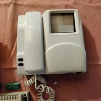 Videocitofoni Elvox e telecamera