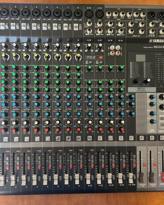 Mixer Yamaha MG16X