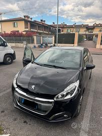 Peugeot 208 1.6 BlueHDi 75 CV 2018 EURO 6B carplay