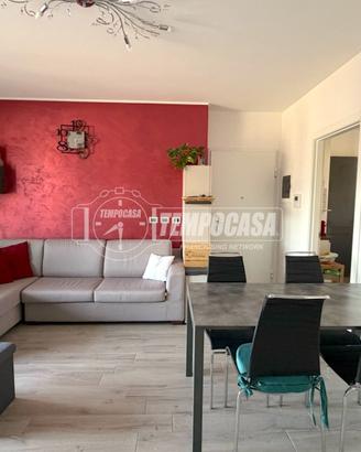 APPARTAMENTO QUADRILOCALE CON DUE BAGNI DI RECENTE