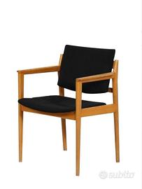 Poltrona in legno attribuita a Cassina ann 70