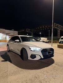 AUDI A3 SPORTBACK seminuova