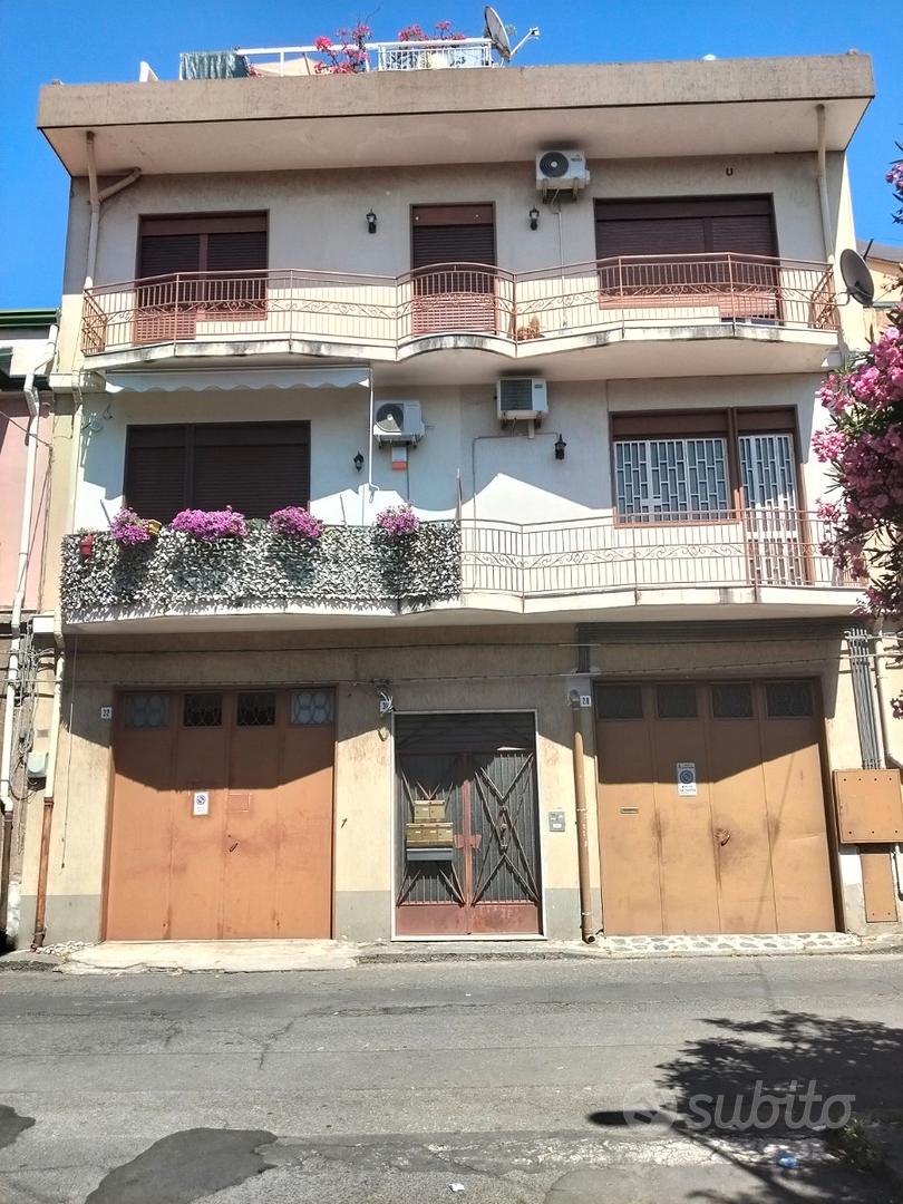 Appartamento in Aci sant'antonio - Vista 2