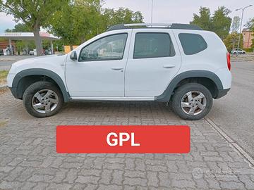 DACIA DUSTER GPL