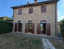 appartamento-indipendente-con-giardino-e-piscina