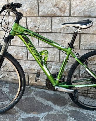 MTB TREK 3700