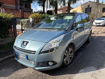 Peugeot 5008 feline 2010