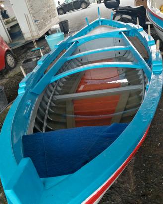 Barca in legno