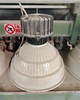 Lampade per capannoni