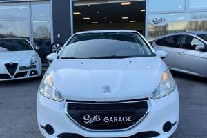 Peugeot 208 1.2 Neopatentati Finanziabile