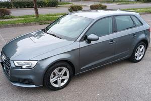 Audi A3 5p 1.6 tdi 116cv stronic - IMPECCABILE