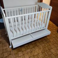 Lettino con sbarre più materasso e paracolpi