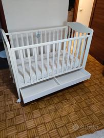 Lettino con sbarre più materasso e paracolpi