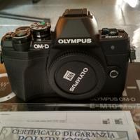 Fotocamera digitale Olympus OM-D E-M10 Mark III