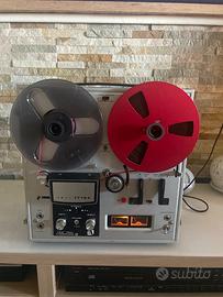 Akai 1710L