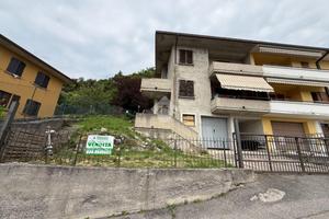 3 LOCALI A POLAVENO