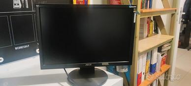 Schermo PC ASUS 15 pollici