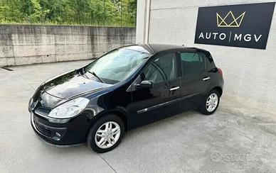 Renault Clio 1.2 16V 5p Le Iene-NEOPATENTATI-UNIPR