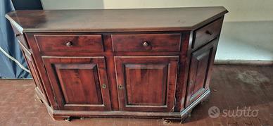 Credenza 