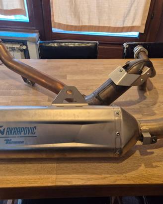 TERMINALE  SCARICO AKRAPOVICH EUR5 PER YAMAHA T7