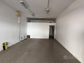 Immobile di 180 m² con 5 locali a Castel San Pietr