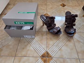 Sandali in pelle KEYS tacco alto