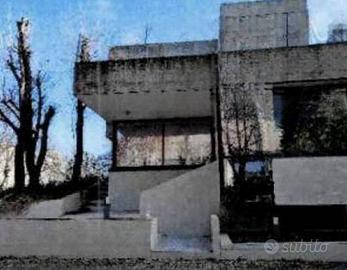 Immobile in asta di 345 m² con 1 locale a Senago