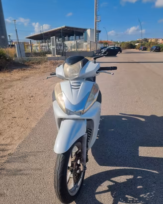 sh 300i