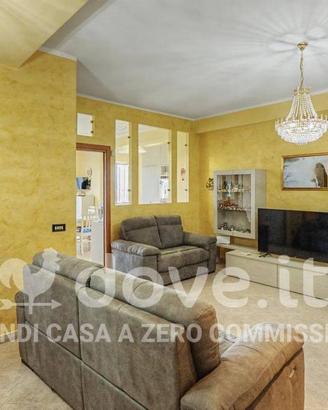 Appartamento di 120 m² con 4 locali a Feroleto Ant