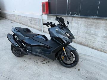 Yamaha tmax-techmax 560