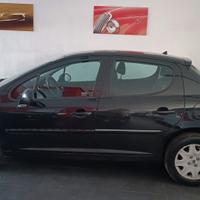 Peugeot 207 1.4 8V 75CV 5p. X Line ECO GPL