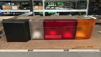 FANALE POSTERIORE SX ALFA ROMEO ARNA CON RETROMARC