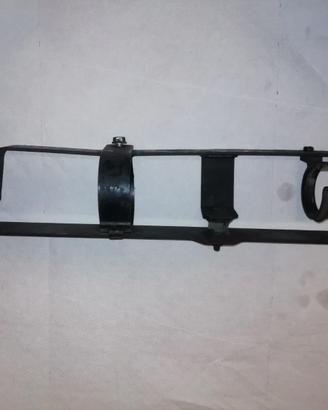 Fiat Uno turbo 1.3 Ie  Supporto  pompa benzina
